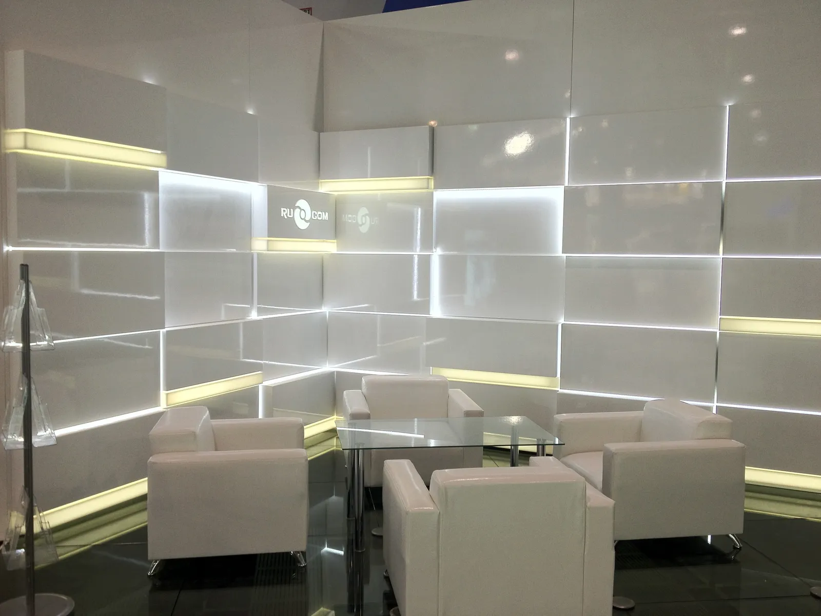 Booth retail